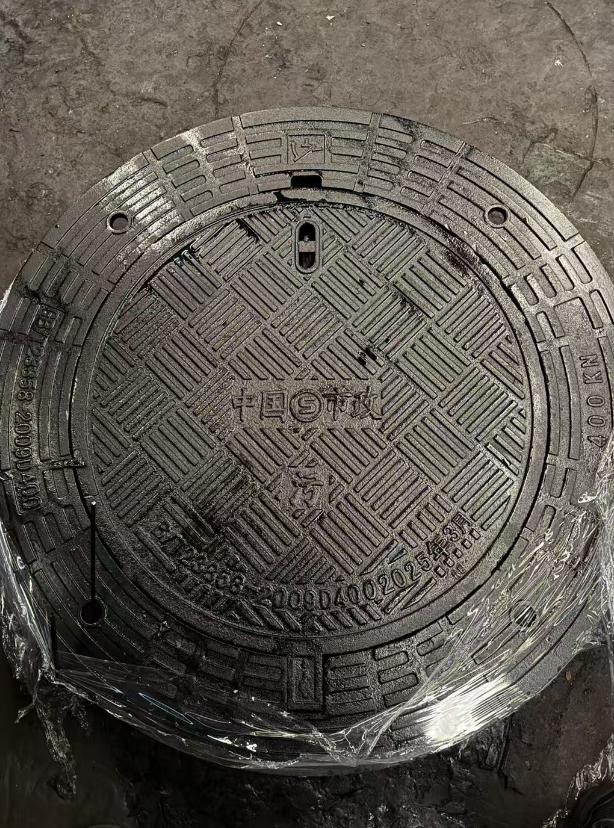 衡东球墨铸铁防沉降井盖展示